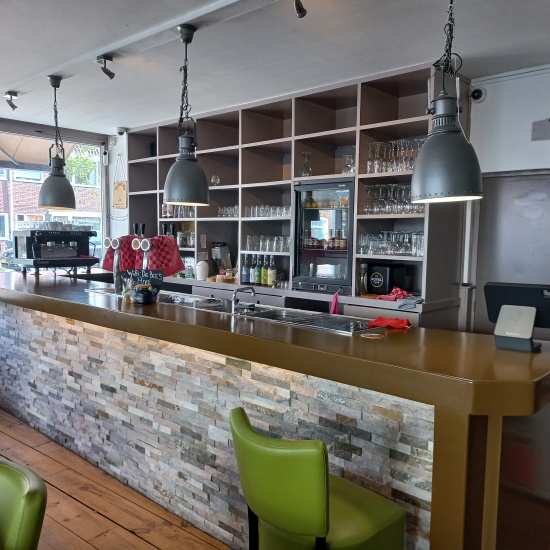 bar 3