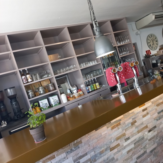 bar 4